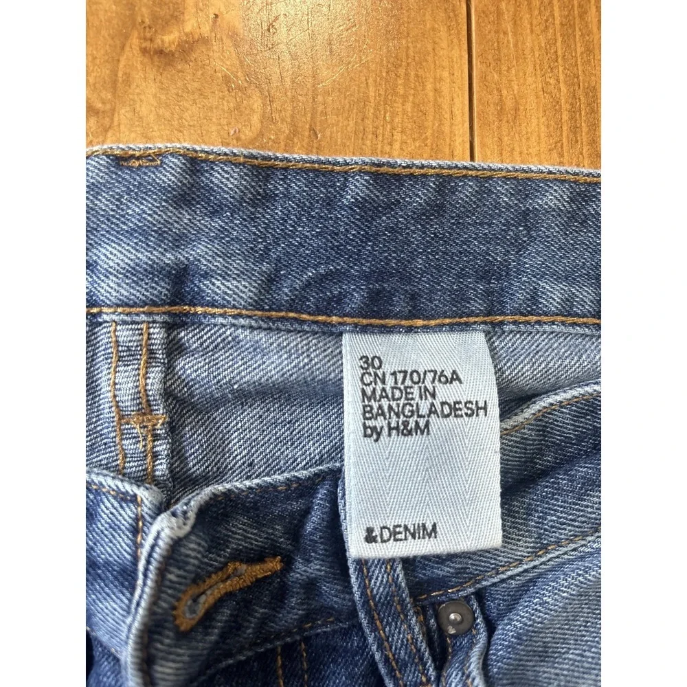 H&M Men's Denim Shorts Size 30 Blue Button Fly Cuffed Casual Relaxed Fit